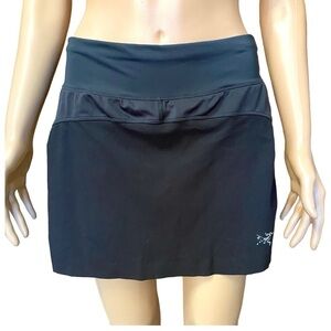 Arc’teryx Running Skirt Skort Hiking Built in Shorts Women’s Size Small